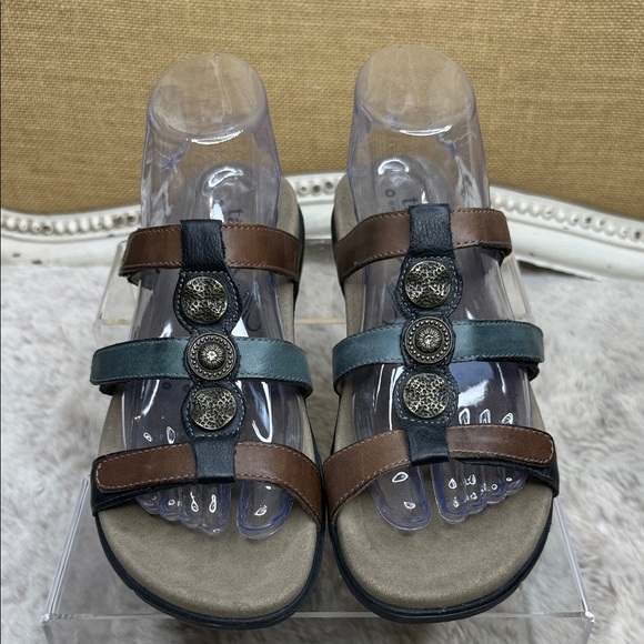 Taos Footwear Shoes - Taos Footwear Brown and Black Sandals